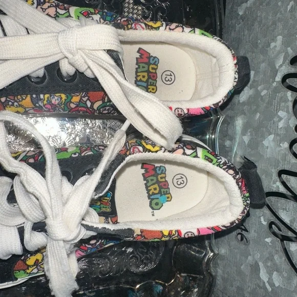 Size 13 Boys Supermario shoes Gently Used - Picture 5 of 7